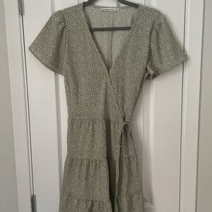 Abercrombie & Fitch Green Floral Wrap Dress